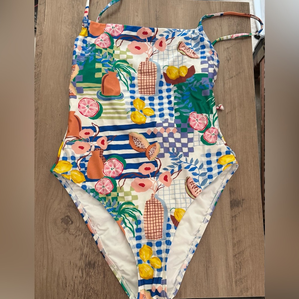 NWOT Urban Outfitters one piece swimsuit Small